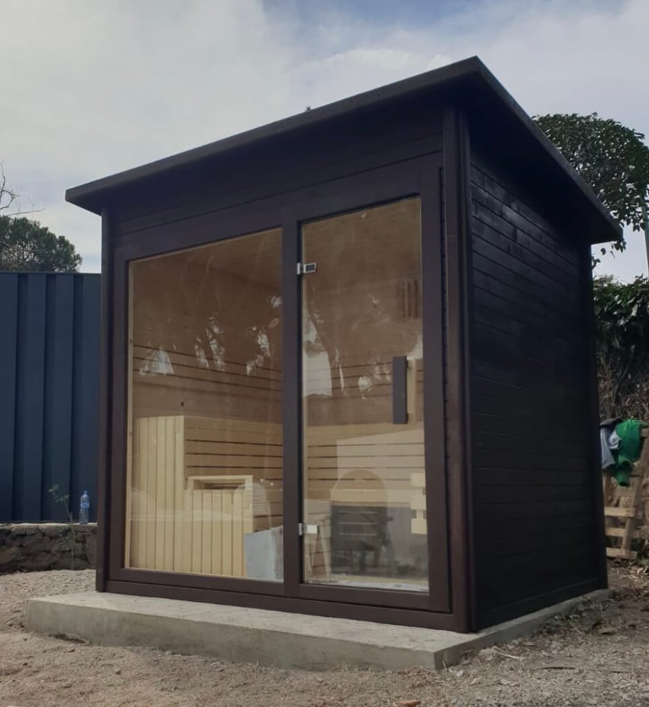 Sauna Olmo exterior color nogal Saunakris